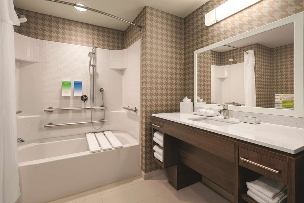 Home2 Suites By Hilton Warminster Horsham Habitación foto